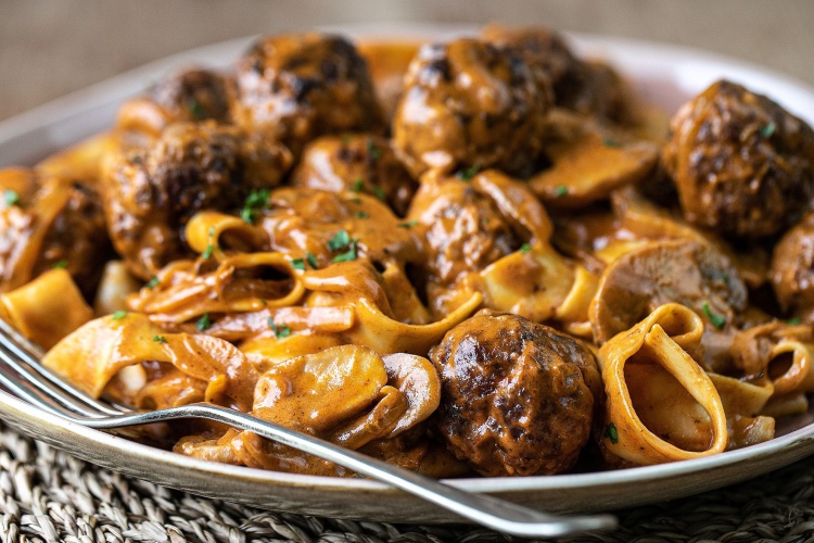 Easy Meatball Stroganoff - Cook Book Corner